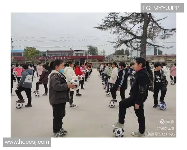 球星足球操:打造专属训练计划,提升技能与体能双重挑战 球星足球操:打造专属训练计划,提升技能与体能双重挑战